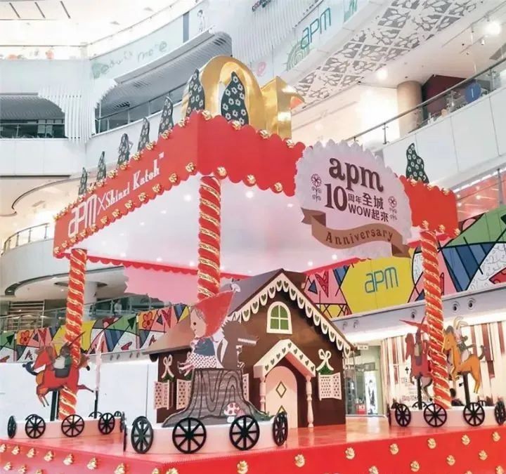 廣告行業(yè)彩白彩、KT板、雙面吊旗，廣告人要抓住圣誕節(jié)商機(jī)。