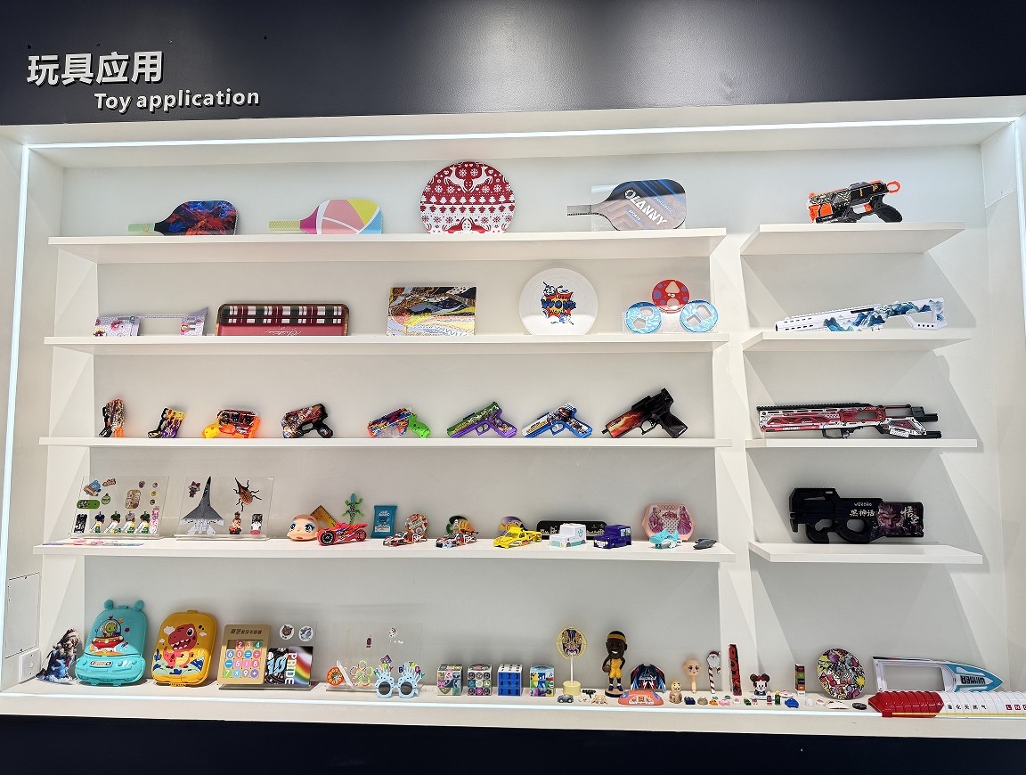 高落差UV打印機(jī)怎么選？玩具高噴UV打印機(jī)的優(yōu)勢(shì)